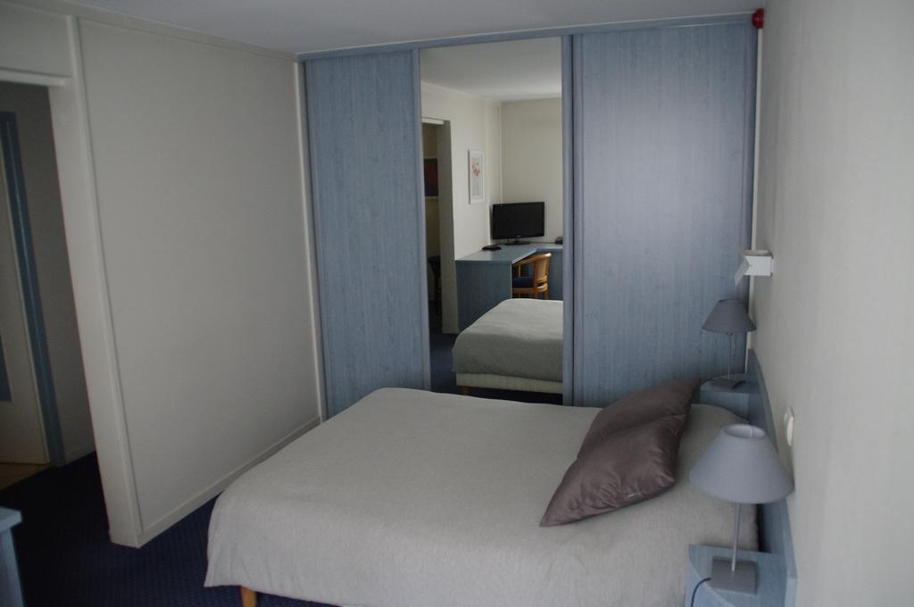 Hotel Lumiere Des Alpes Bron Bilik gambar